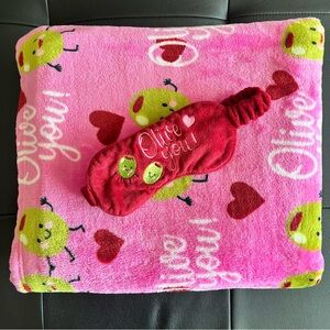 Blanket and Eye Mask Set